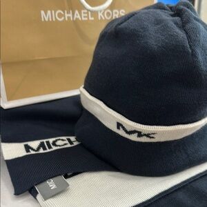 Michael Kors Black and White Beanie with Scarf Unisex